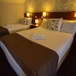 Hotel The Gate *