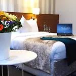 Hotel The Gate *