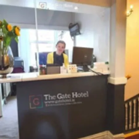 The Gate * 都柏林